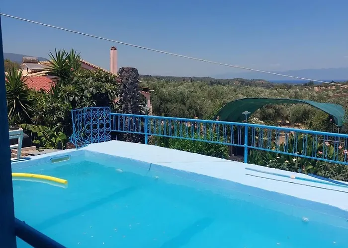 πέτρινο σπίτι με πισίνα Apartamento