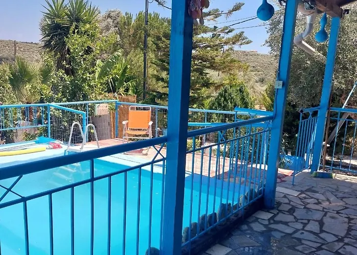 πέτρινο σπίτι με πισίνα Apartamento *